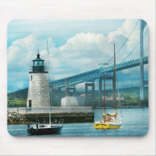 City - Newport RI - The Newport lighthouse Mouse Pad