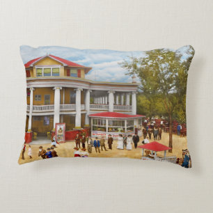 City - OH - The Chester Park Club House 1909 Decorative Cushion