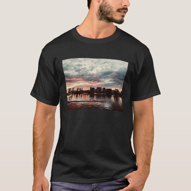 City view Cambridge Skyline T-Shirt (Front)
