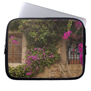Ciudad Monumental, flower-covered buildings Laptop Sleeve