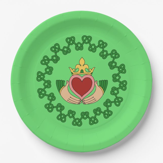 Claddagh and Green Knotwork Paper Plate (Front)