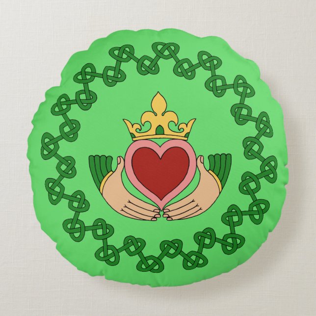 Claddagh and Green Knotwork Round Cushion (Front)