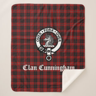 Clan Cunningham Crest Badge and Tartan Sherpa Blanket