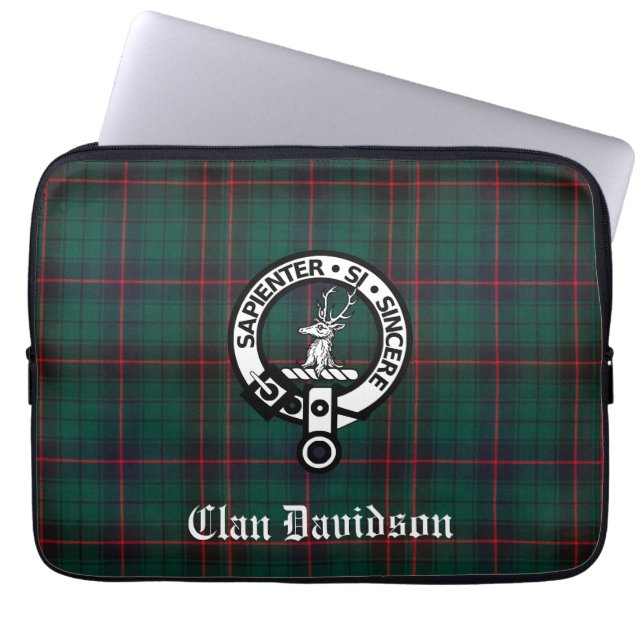 Clan Davidson Crest Badge and Tartan Laptop Sleeve (Front)