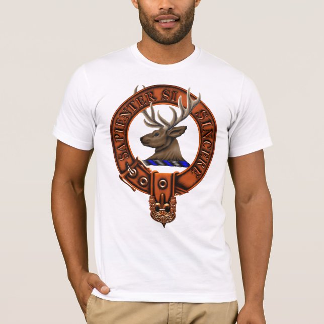 Clan Davidson Family Crest and Targe T-Shirt (Front)
