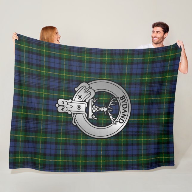Clan Gordon Crest & Tartan Fleece Blanket (In Situ)