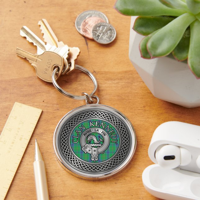 Clan Kennedy Crest & Tartan Knot Key Ring (Desk)