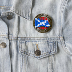 Clan MacLean Tartan Knot & Flag 6 Cm Round Badge