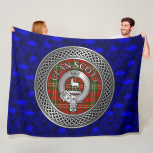 Clan Scott Crest & Tartan Knot on Thistle Fleece Blanket