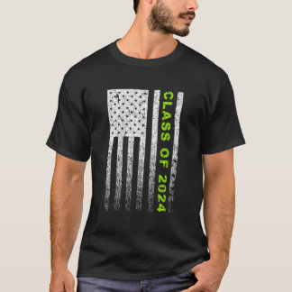 Class Of 2024 Vintage American Flag Senior T-Shirt