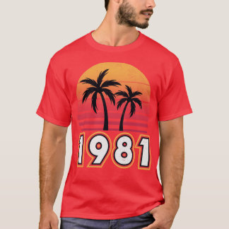 Classic 1981 Vintage Retro Birthday Design T-Shirt