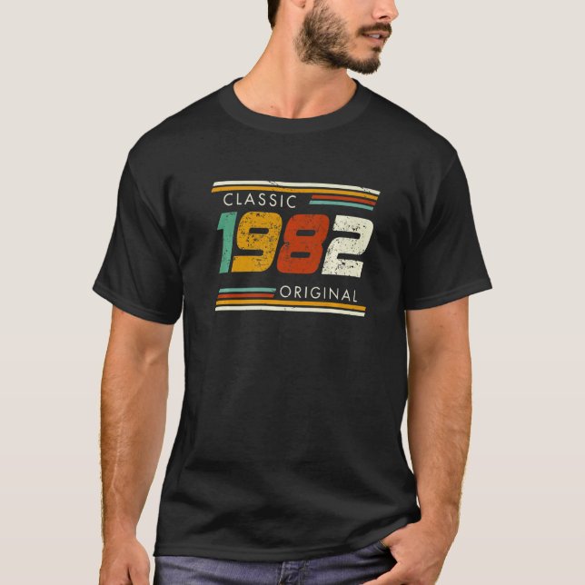 Classic 1982 Original Vintage   T-Shirt (Front)