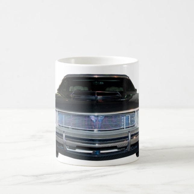 Classic Auto Mug (Center)