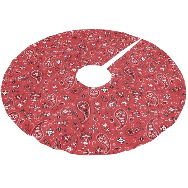 Classic Bandanna Red Paisley Brushed Polyester Tree Skirt (Angled)