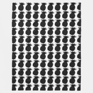 Classic Black and White Pineapple Pattern Fleece Blanket