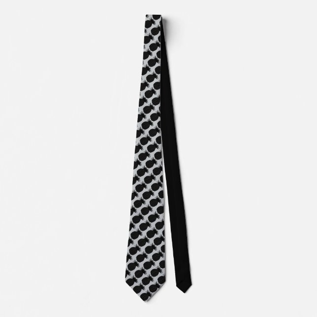 Classic Black and White Pineapple Pattern Tie (Front)