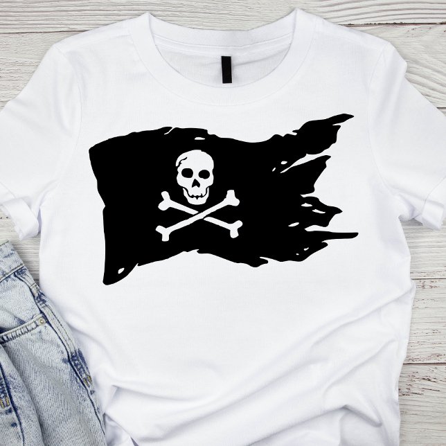 Classic Black and White Pirate Flag T-Shirt (Creator Uploaded)