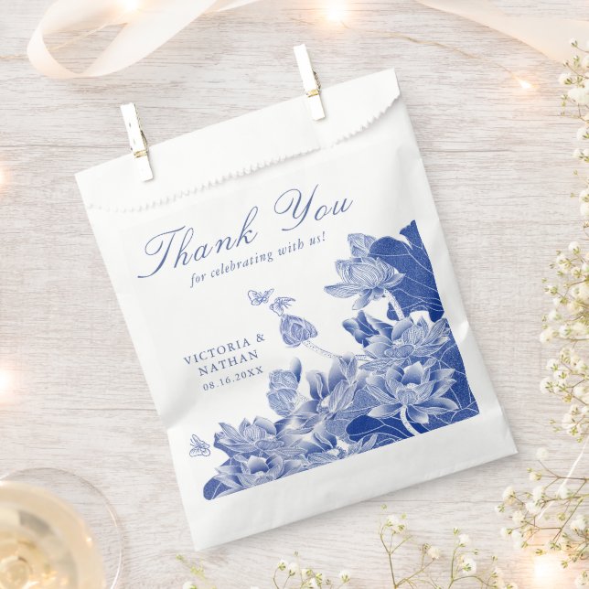 Classic Blue and White Chinoiserie Wedding Floral  Favour Bag (Clipped)