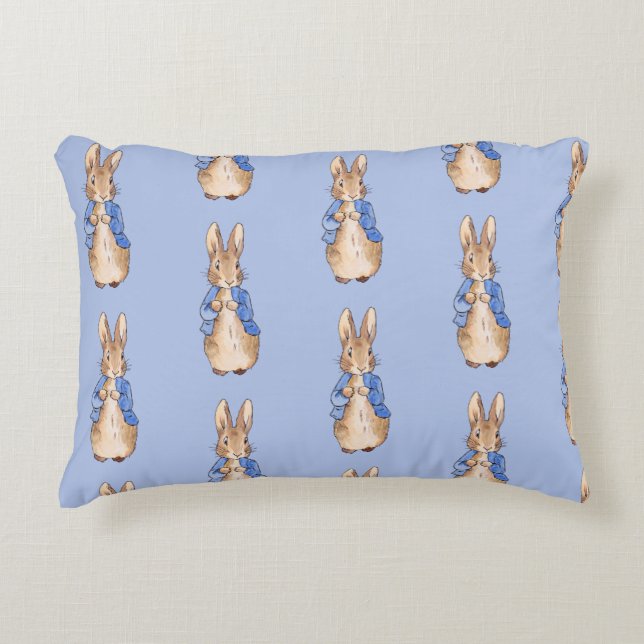 Classic bunny rabbit decorative cushion (Front)