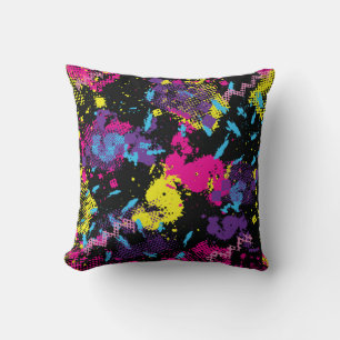 Classic Camouflage: Seamless Vintage Pattern Cushion
