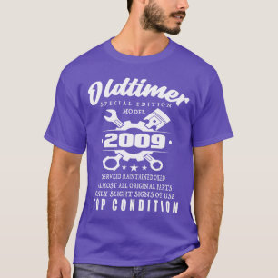Classic Car Special Edition Model 2009 Birthday gi T-Shirt