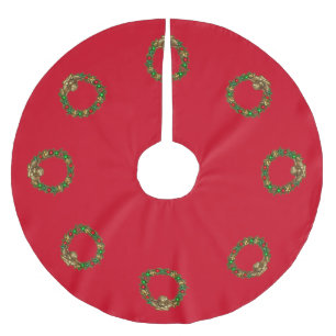 Classic Christmas Angel and Wreath Red Brushed Polyester Tree Skirt