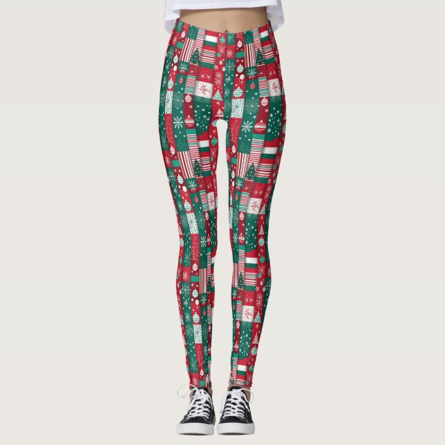 Classic Christmas Wrapping Paper Pattern Red Green Leggings (Front)