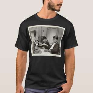 Classic Fans federico fellini Cool Graphic Gifts T-Shirt