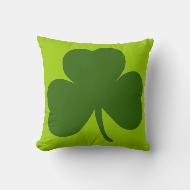 Classic Green Shamrock Cushion (Front)
