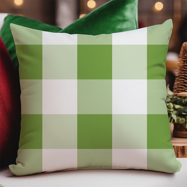 Classic Green White Buffalo Check Christmas Cushion (Creator Uploaded)