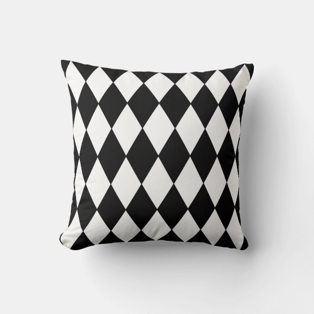 Classic Harlequin Diamond Pattern Cushion (Front)