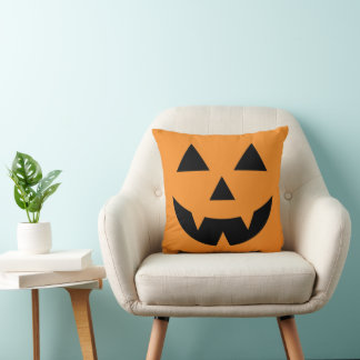 Classic Jack O Lantern Face Halloween Throw Pillow
