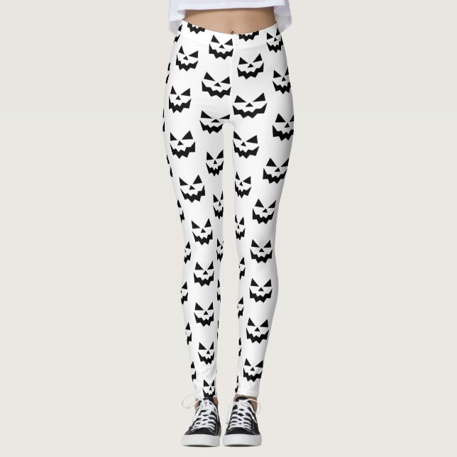 Classic Jack-o-lantern pumpkin face Black & White Leggings (Front)