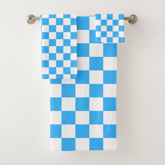 Classic light blue checkerboard  bath towel set (Insitu)