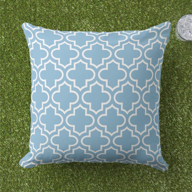 Classic Light Blue White Quatrefoil Trellis Cushion (Grass)