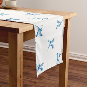 Classic Minimalist Blue Tile Leaf Ornaments Short Table Runner