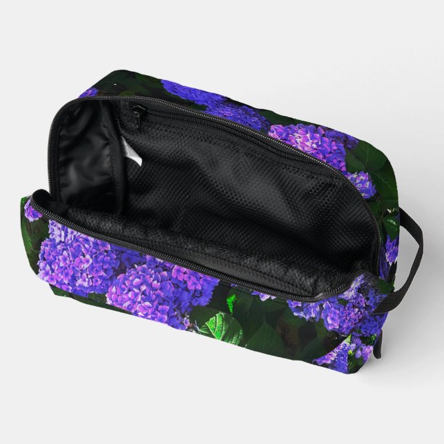 Classic Purple Realistic Hydrangea Toiletry Bag (Open)
