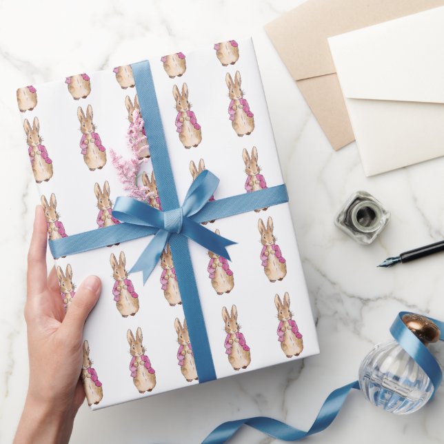 Classic rabbit in pink jacket wrapping paper (Gifting)