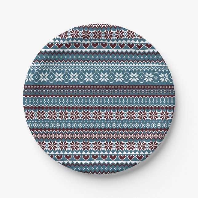 Classic Scandinavian Christmas Sweater Pattern Paper Plate (Front)