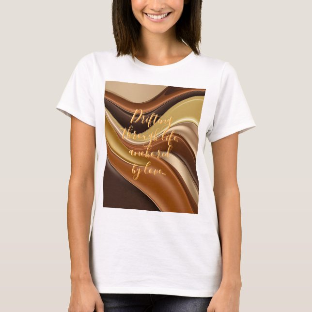 Classic t-shirt in stylish abstract graphic (Front)