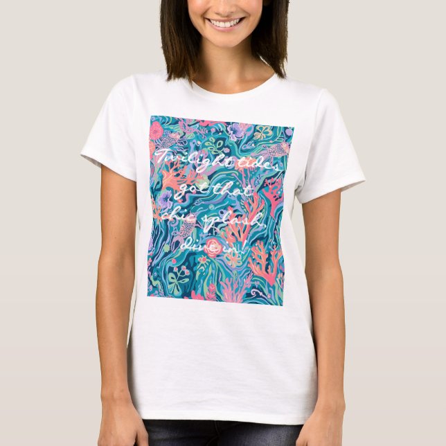 Classic t-shirt in stylish graphic (Front)