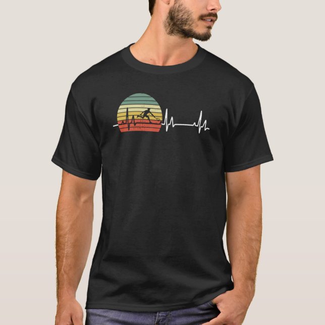 Classic Tennis Heartbeat Vintage Tennis Player T-Shirt (Front)