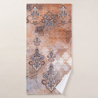 Classic vintage print with patchwork, paisley elem bath towel