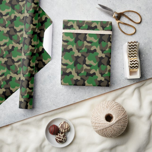 Classic Woodland Camouflage Pattern Wrapping Paper (Crafts)