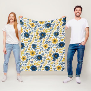 Classy Ethnic Mediterranean Floral Art Pattern Fleece Blanket