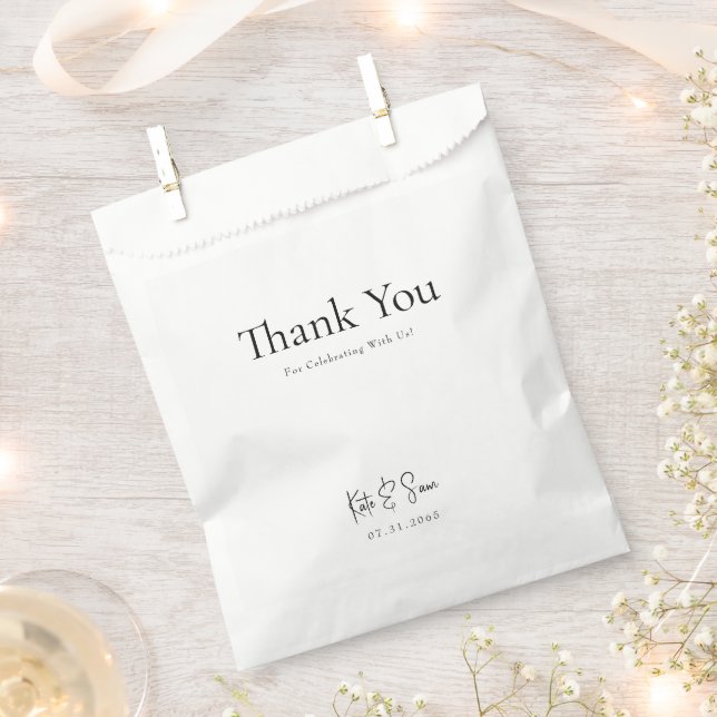 Classy Simple White Wedding Favour Bag (Clipped)