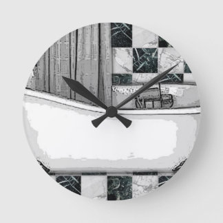 CLAWTUB BATH TESSA 1.jpg Round Clock