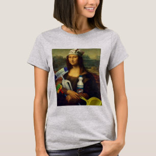 Cleaner Mona Lisa holding cleaning tools Da Vinci T-Shirt