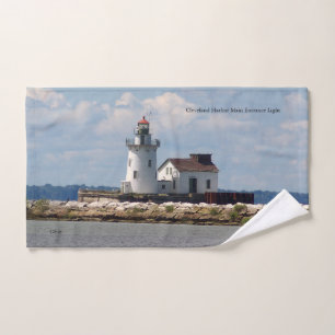 Cleveland Harbour Main Entrance Light towel set