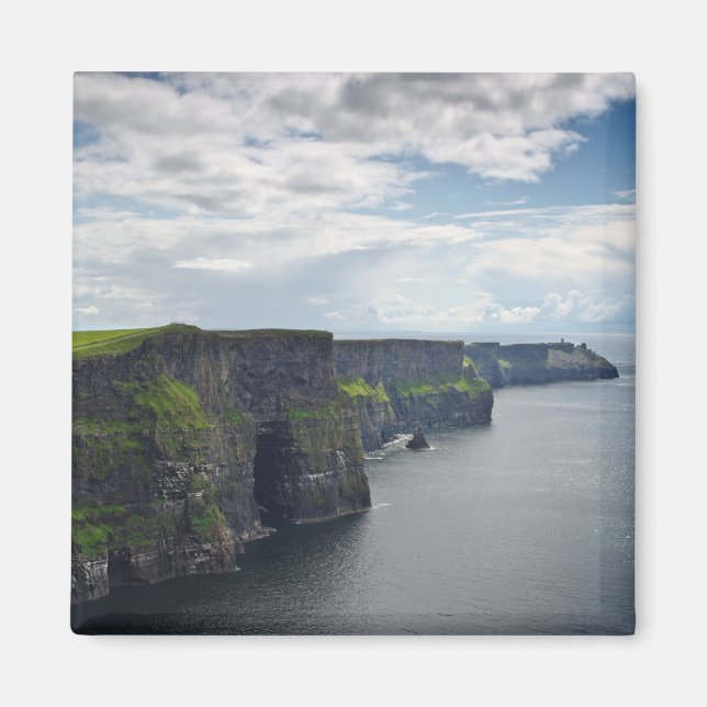Cliffs of Moher in Ireland magnet (Front)